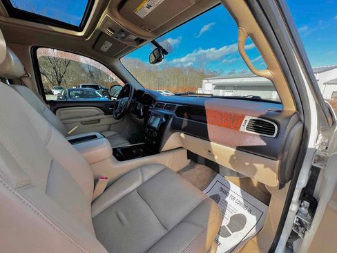 Used 2014 GMC Yukon Denali image 19