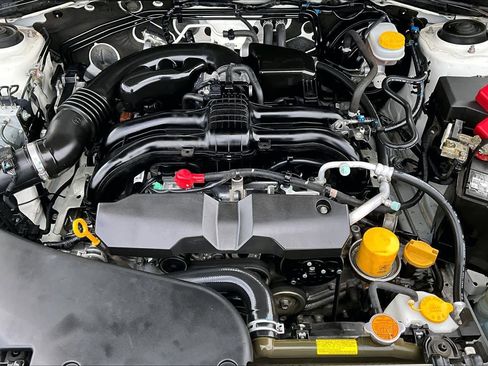 Used 2015 Subaru Forester 2.5i w/ Alloy Wheel Package image 32