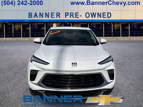 Used 2024 Buick Encore GX Preferred image 2