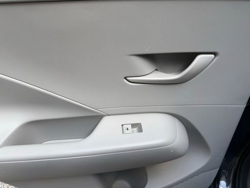Certified 2024 Hyundai Kona SEL FWD image 18