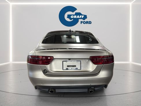 Used 2017 Jaguar XE R-Sport image 4