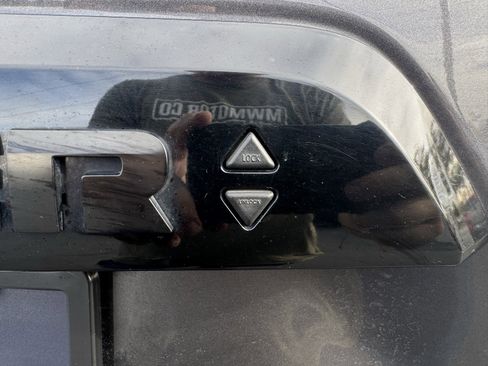 Used 2021 Toyota 4Runner Nightshade image 33