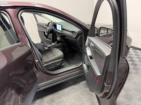 Used 2023 Ford Escape Active w/ Tech Pack #2 AWD/4WD image 23