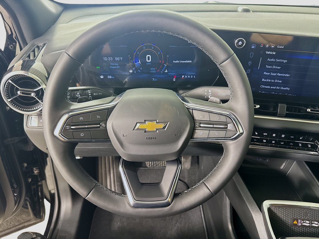 New 2026 Chevrolet Equinox LT w/ Convenience Package II FWD image 13