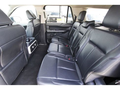Used 2024 Ford Expedition Max XLT RWD image 7