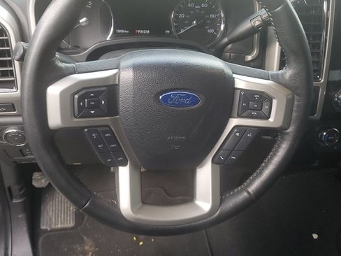 Used 2020 Ford F250 Lariat w/ Lariat Value Package image 9