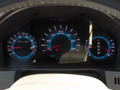 Used 2012 Ford Fusion SE FWD image 18