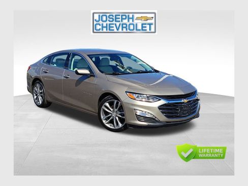 Used 2024 Chevrolet Malibu LT FWD image 1