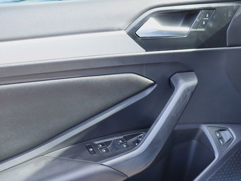 Used 2021 Volkswagen Jetta SE w/ SE Cold Weather Package image 37