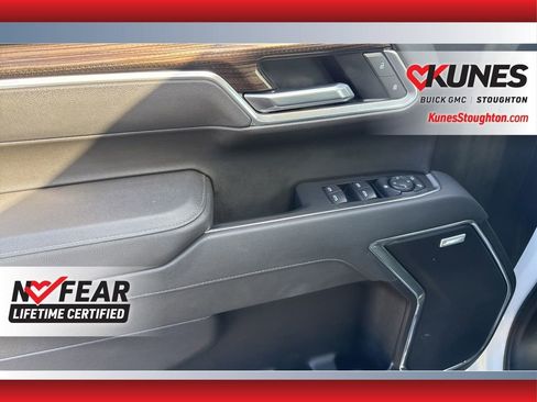 Used 2025 Chevrolet Silverado 1500 RST w/ Convenience Package II AWD/4WD image 20