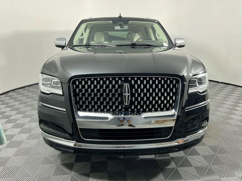 Used 2024 Lincoln Navigator Black Label image 8