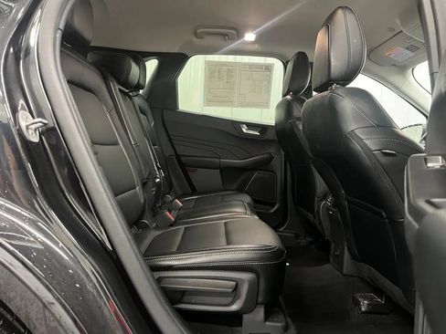 Used 2025 Ford Escape Platinum AWD/4WD image 21