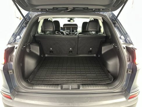 Used 2021 Jeep Cherokee Latitude Plus AWD/4WD image 21