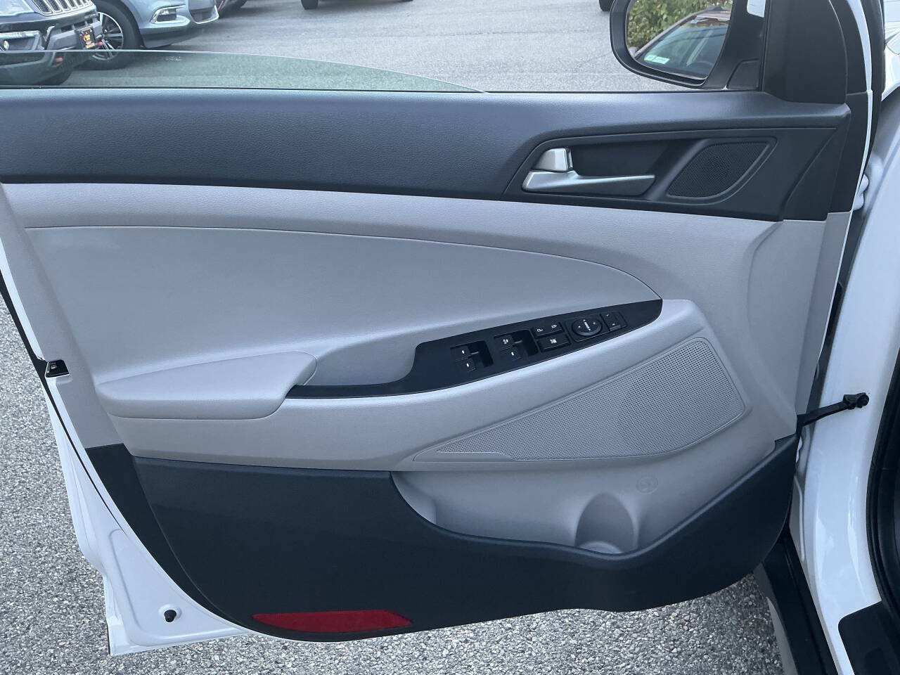 Used 2018 Hyundai Tucson Value w/ Cargo Package AWD/4WD image 16