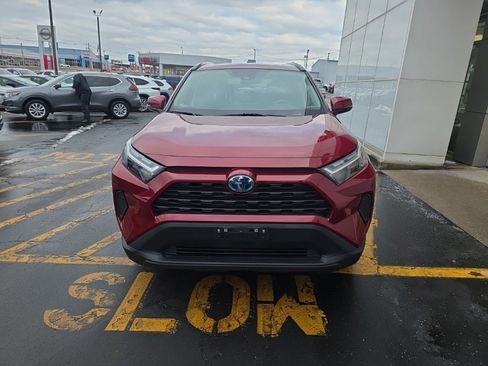 Used 2023 Toyota RAV4 XLE image 10