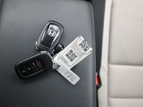 Certified 2025 Honda CR-V EX image 10