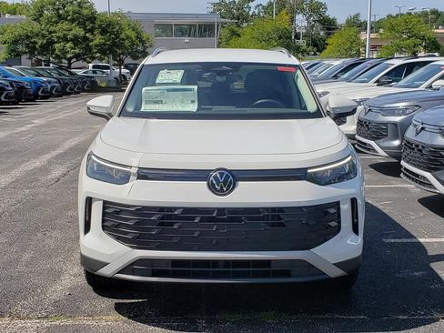 New 2026 Volkswagen Tiguan SE AWD/4WD image 5