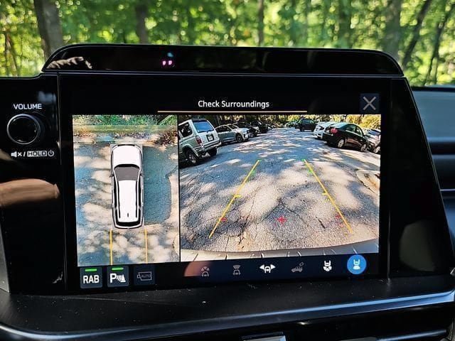 New 2026 Subaru Outback Touring XT AWD/4WD image 13