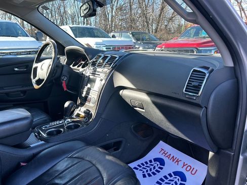 Used 2012 GMC Acadia Denali image 17
