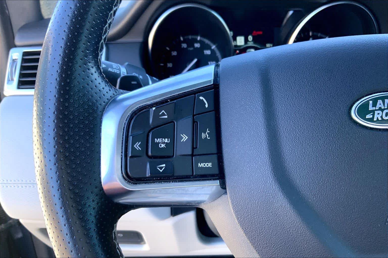 Used 2019 Land Rover Discovery Sport HSE Luxury AWD/4WD image 23