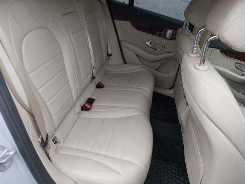 Used 2019 Mercedes-Benz GLC 300 4MATIC Coupe image 19