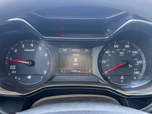Used 2021 Chevrolet TrailBlazer LT FWD image 22