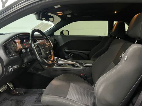 Used 2019 Dodge Challenger R/T Scat Pack image 13