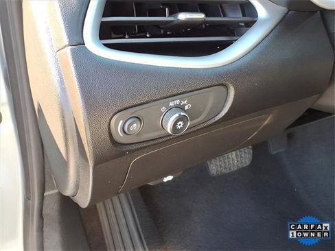 Used 2024 Chevrolet Malibu LT image 8