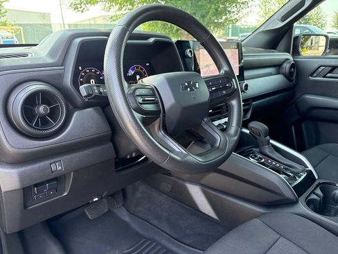 Used 2024 Chevrolet Colorado Trail Boss w/ Advanced Trailering Package AWD/4WD image 16