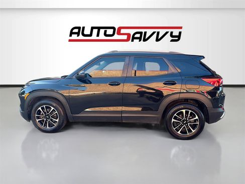 Used 2024 Chevrolet TrailBlazer LT w/ Convenience Package image 4