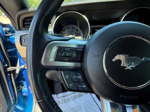 Used 2018 Ford Mustang GT RWD image 24