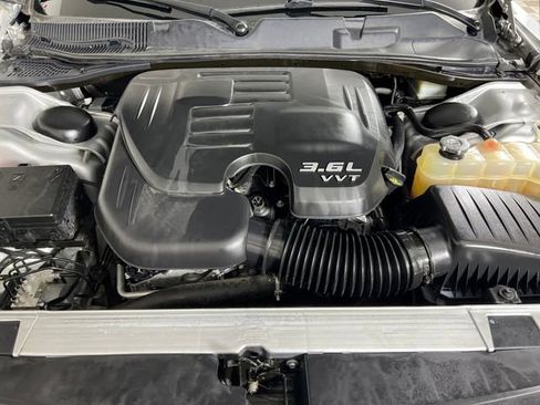 Used 2020 Dodge Challenger SXT w/ Driver Convenience Group image 22