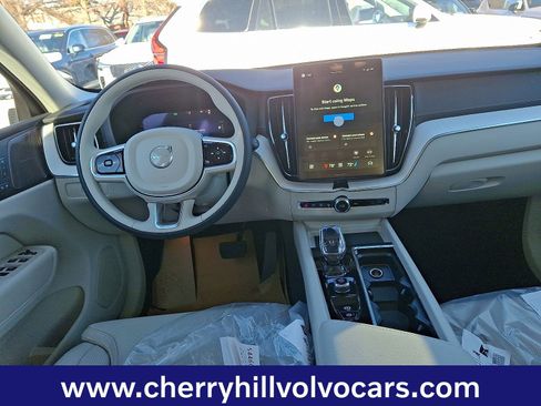 New 2026 Volvo XC60 T8 Ultra w/ Protection Package Premier image 8