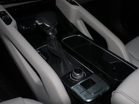 New 2025 Kia Telluride S image 15