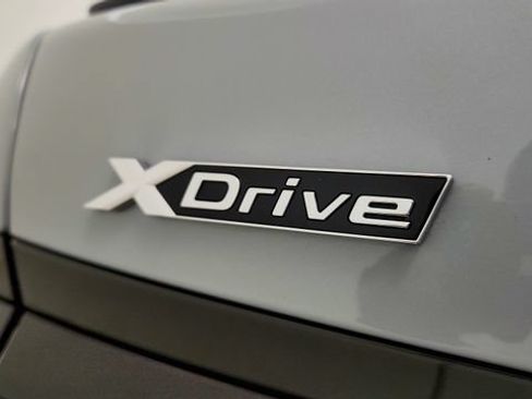 Used 2026 BMW 740i xDrive AWD/4WD image 34
