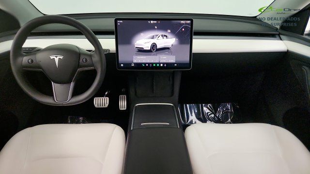 Used 2025 Tesla Model Y Performance AWD/4WD image 49