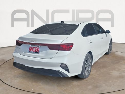 Used 2023 Kia Forte LXS FWD image 8