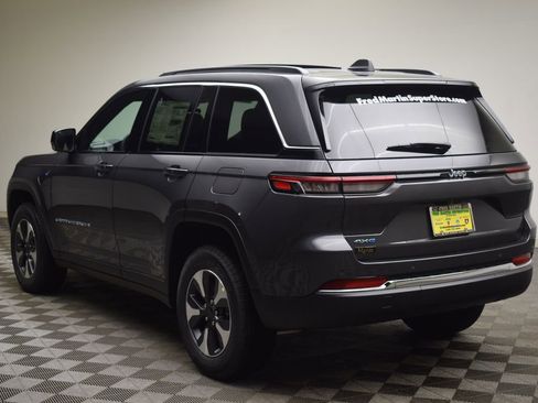 New 2025 Jeep Grand Cherokee Limited 4xe image 12