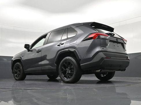 Used 2021 Toyota RAV4 XLE FWD image 28