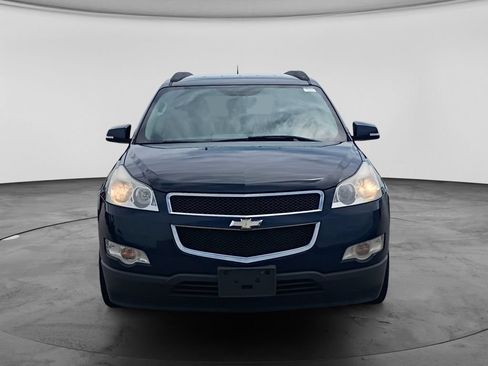 Used 2012 Chevrolet Traverse LT FWD image 2