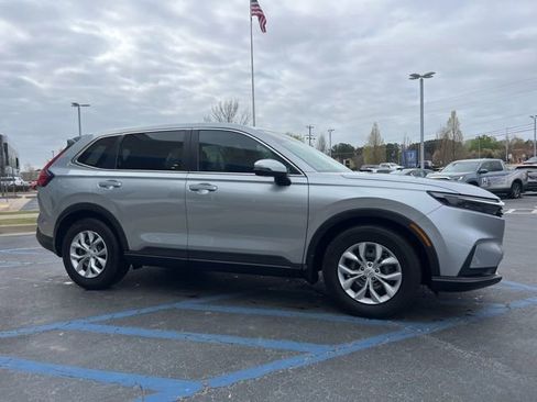 Certified 2025 Honda CR-V LX image 4