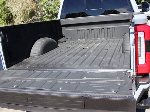 Used 2025 Ford F350 Platinum AWD/4WD image 14