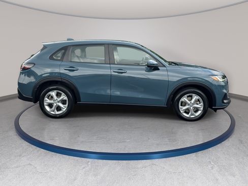 Used 2024 Honda HR-V LX image 4