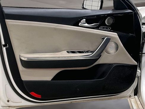 Used 2018 Kia Stinger Premium image 22