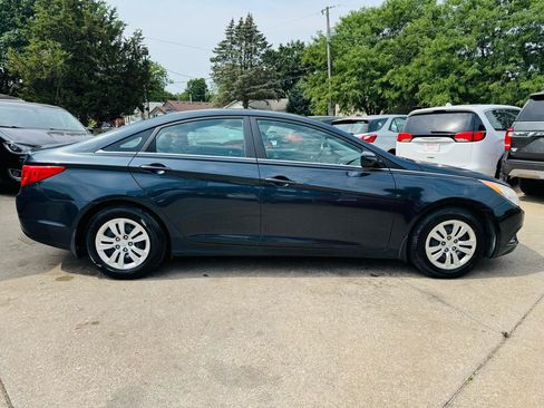Used 2012 Hyundai Sonata GLS FWD image 2