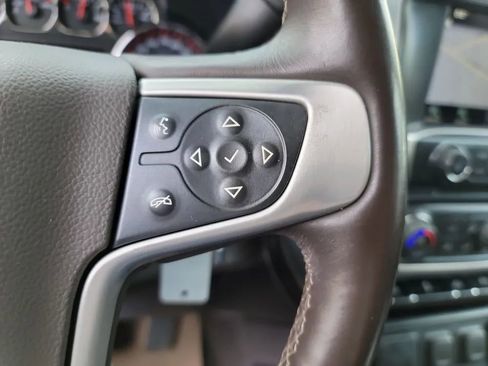 Used 2015 GMC Sierra 1500 SLT w/ SLT Crew Cab Value Package AWD/4WD image 25
