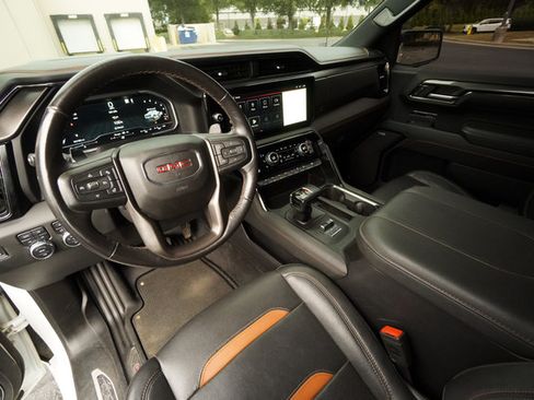Used 2023 GMC Sierra 1500 AT4 AWD/4WD image 23