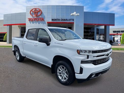 Used 2021 Chevrolet Silverado 1500 RST image 3