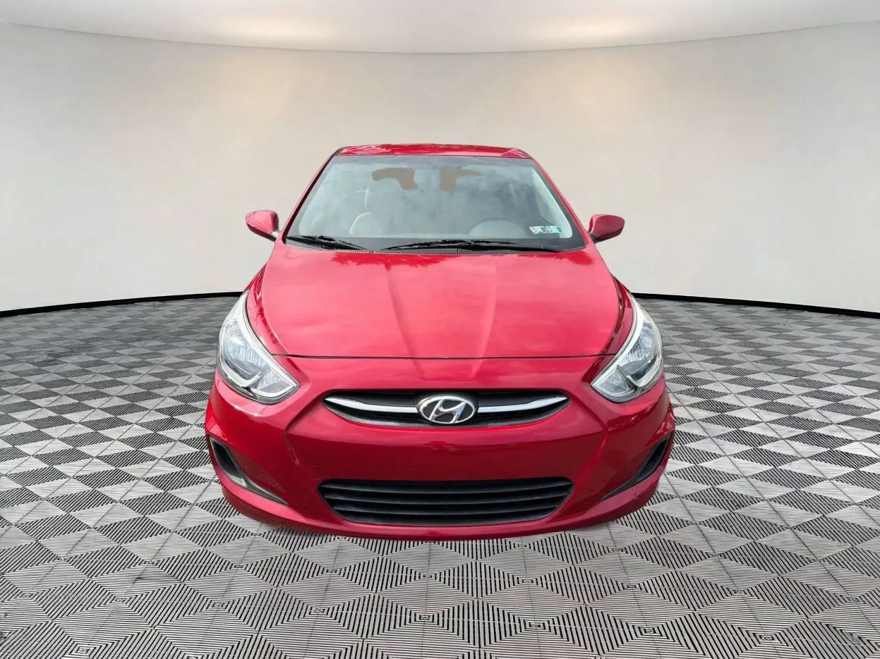 Used 2016 Hyundai Accent SE FWD image 2