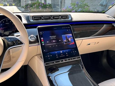 Certified 2023 Mercedes-Benz S 500 4MATIC image 6